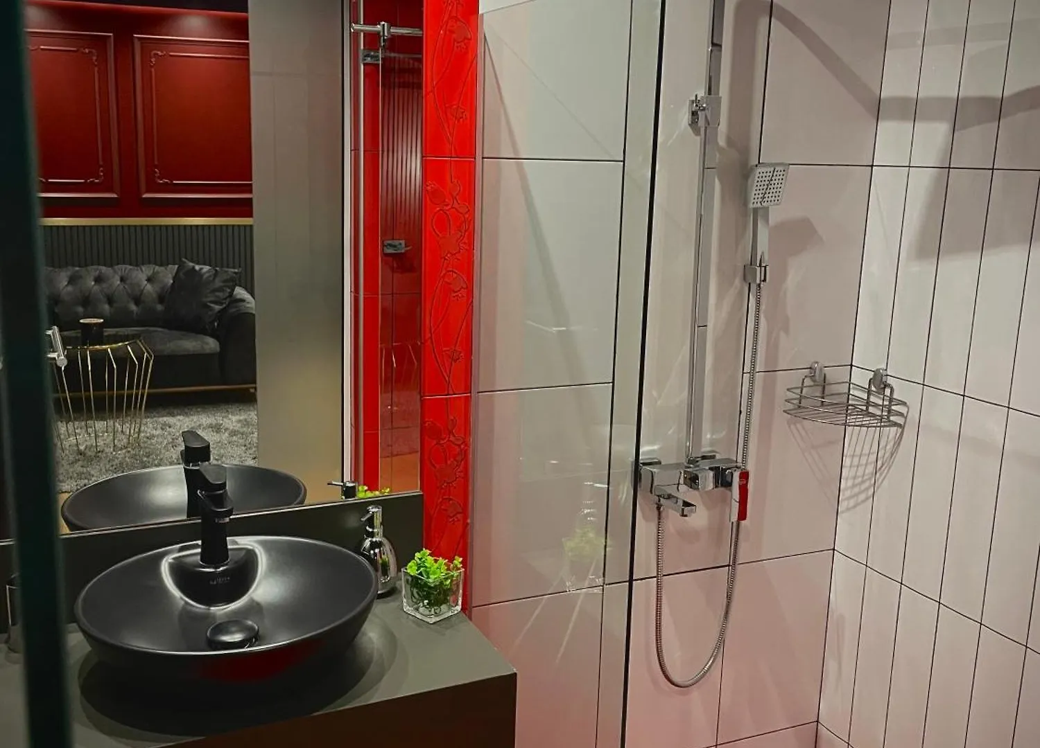 Hotel Allur Пловдив 3*,